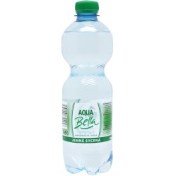 AQUA  Bella  jemně sycená  0,5l