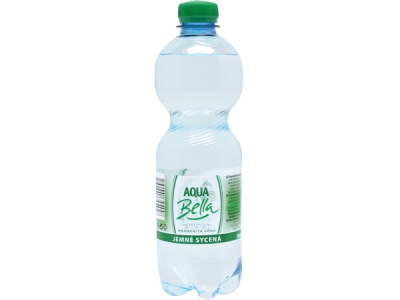 AQUA  Bella  jemně sycená  0,5l